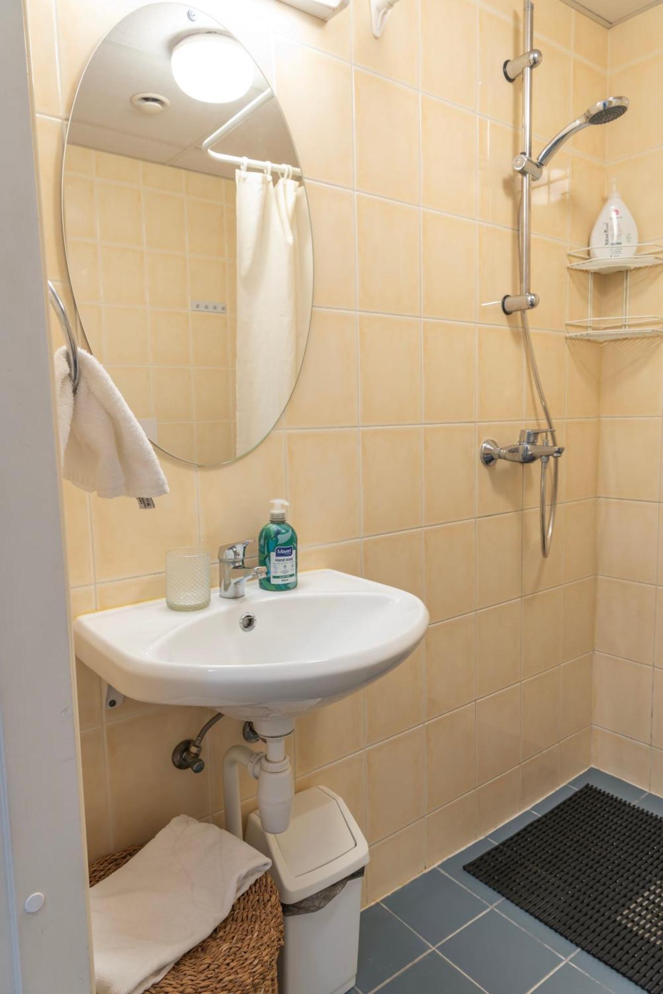 Wilde Guest Apartments Uelikooli 6 Tartu Ngoại thất bức ảnh